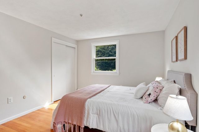 18 Cowdrey Ln, Acton, MA 01720