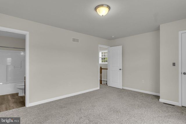 837 GREGS DR, Harrisburg, PA 17111