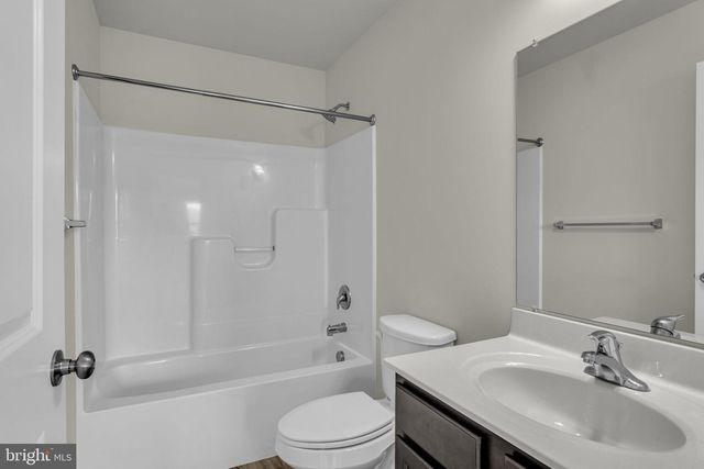837 GREGS DR, Harrisburg, PA 17111