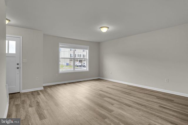 837 GREGS DR, Harrisburg, PA 17111