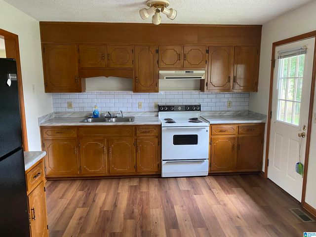 2394 ZINNIA DRIVE, Hueytown, AL 35023