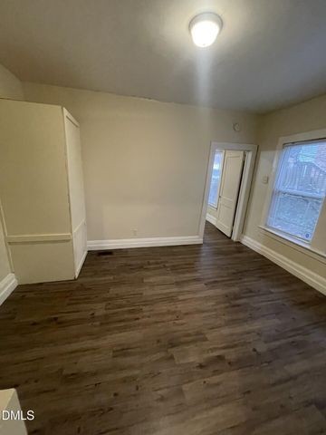 305 Kennedy Street, Raleigh, NC 27610