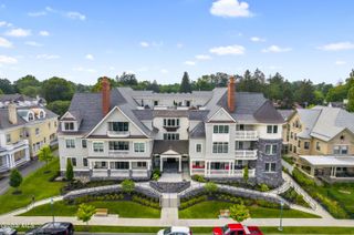 46 Union Avenue 301, Saratoga Springs, NY 12866