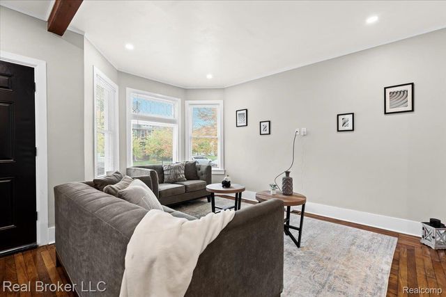 1174 Seward Street, Detroit, MI 48202