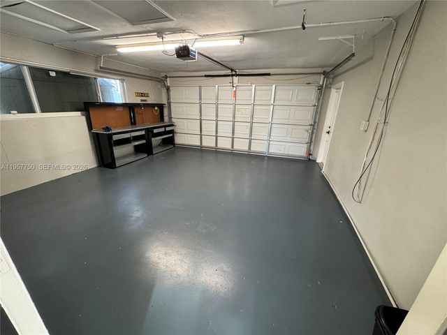 5920 SW 14th St, Plantation, FL 33317