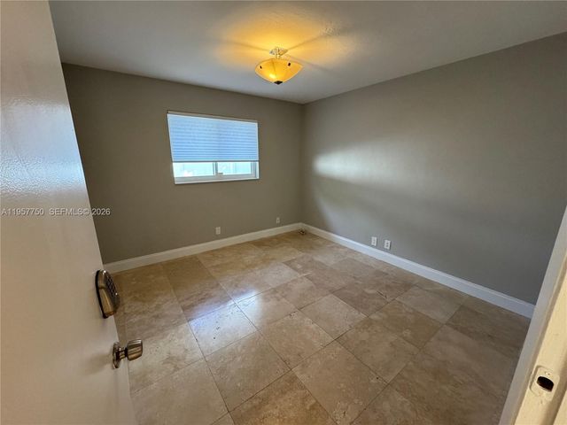 5920 SW 14th St, Plantation, FL 33317