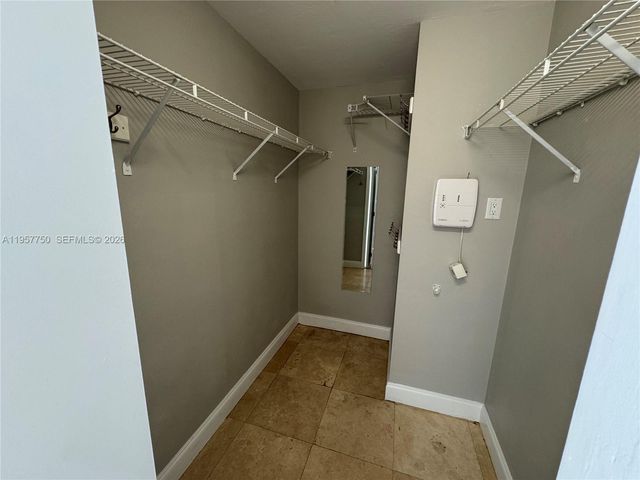 5920 SW 14th St, Plantation, FL 33317