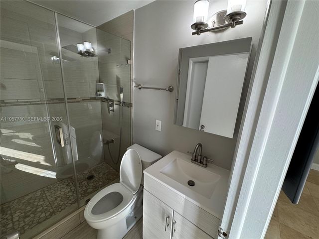 5920 SW 14th St, Plantation, FL 33317