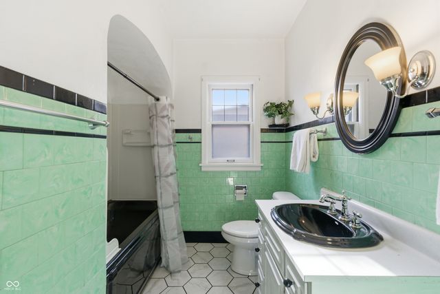 1029 N Drexel Avenue, Indianapolis, IN 46201