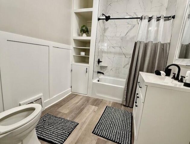 415 W Forest Avenue, Muskegon, MI 49441