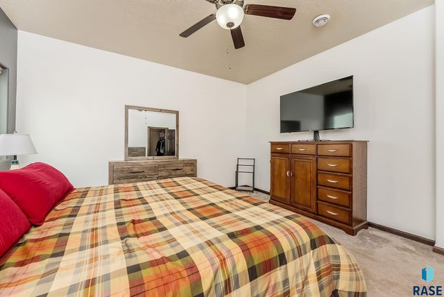 7121 S Bridger Pl Place, Sioux Falls, SD 57108