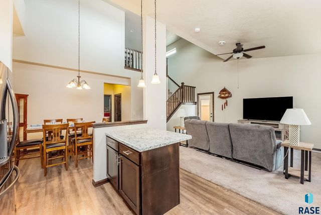 7121 S Bridger Pl Place, Sioux Falls, SD 57108