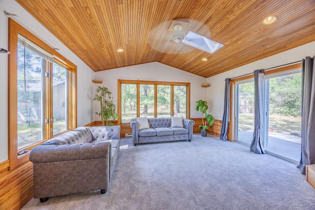 501 Main Street NW, Coon Rapids, MN 55448