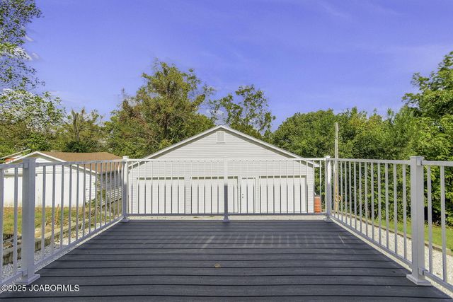 1119 E MCCARTY STREET, Jefferson City, MO 65101