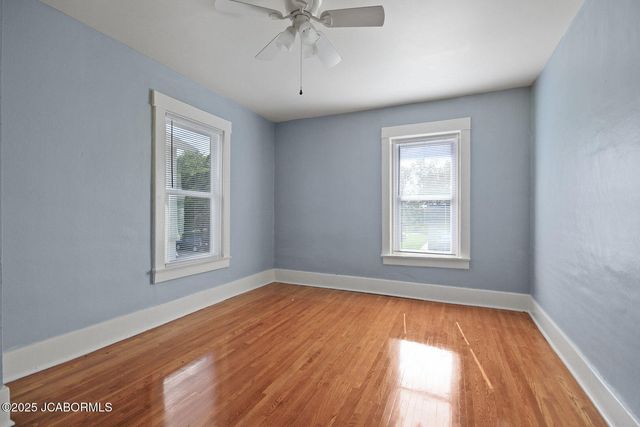 1119 E MCCARTY STREET, Jefferson City, MO 65101