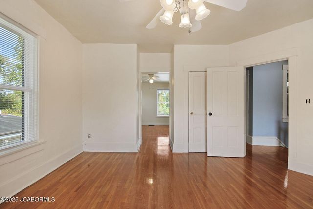 1119 E MCCARTY STREET, Jefferson City, MO 65101