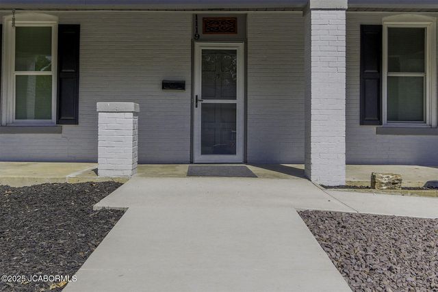 1119 E MCCARTY STREET, Jefferson City, MO 65101