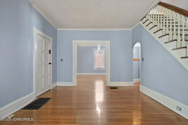 1119 E MCCARTY STREET, Jefferson City, MO 65101