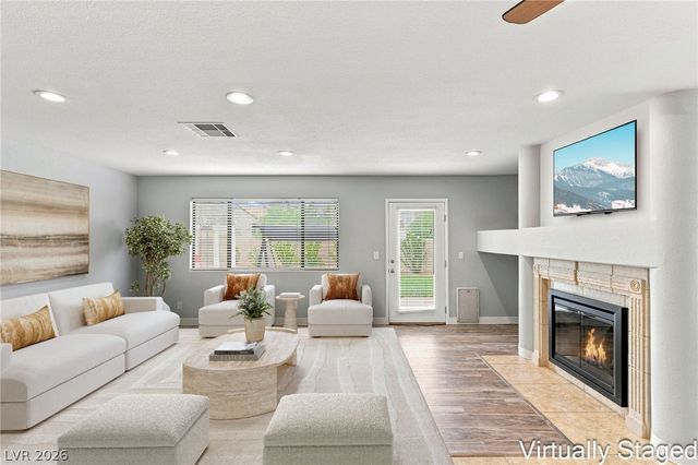 2638 Douglas Circle, Henderson, NV 89074
