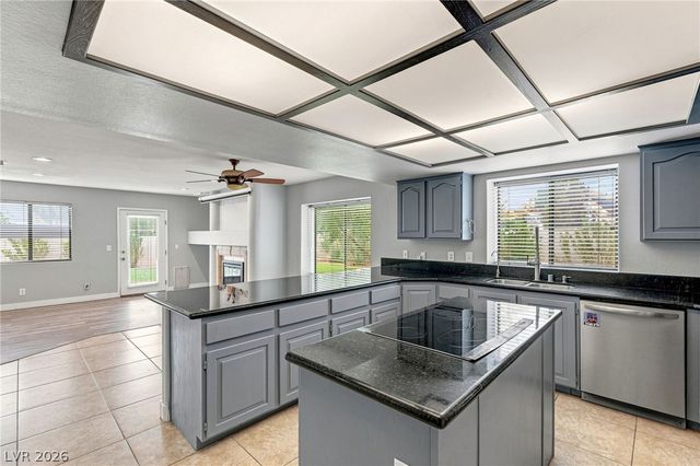2638 Douglas Circle, Henderson, NV 89074
