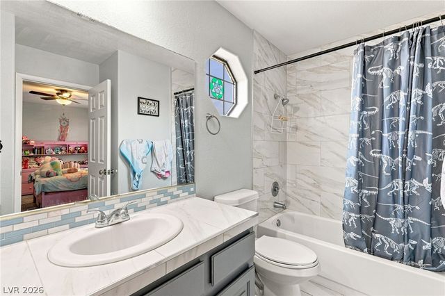 2638 Douglas Circle, Henderson, NV 89074