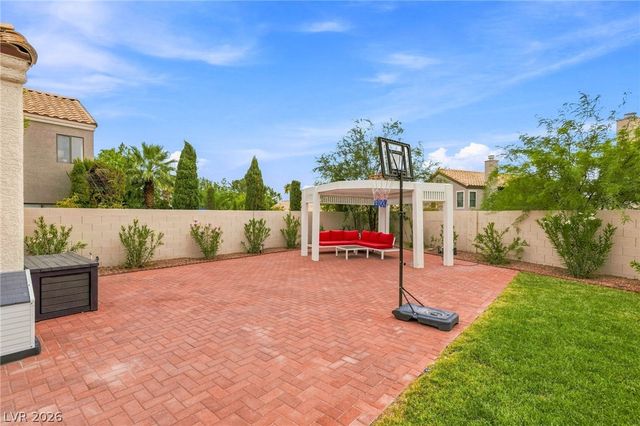 2638 Douglas Circle, Henderson, NV 89074