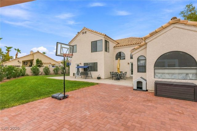 2638 Douglas Circle, Henderson, NV 89074