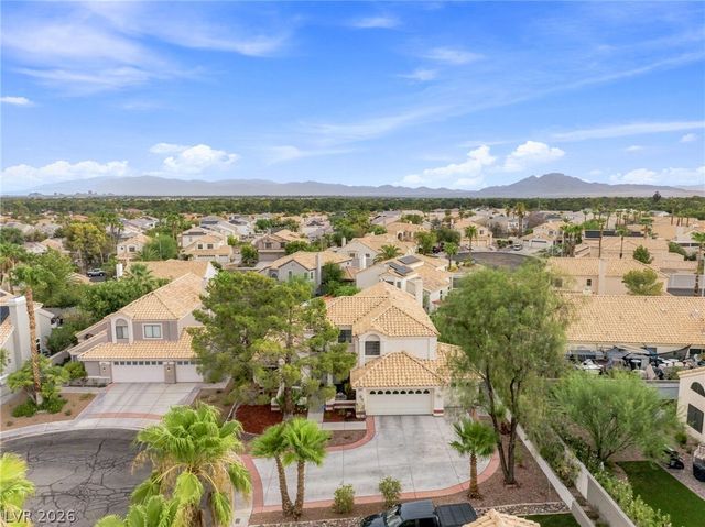 2638 Douglas Circle, Henderson, NV 89074