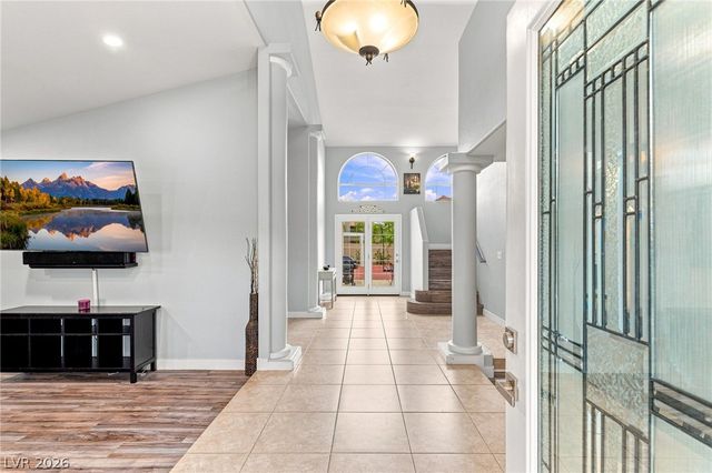 2638 Douglas Circle, Henderson, NV 89074
