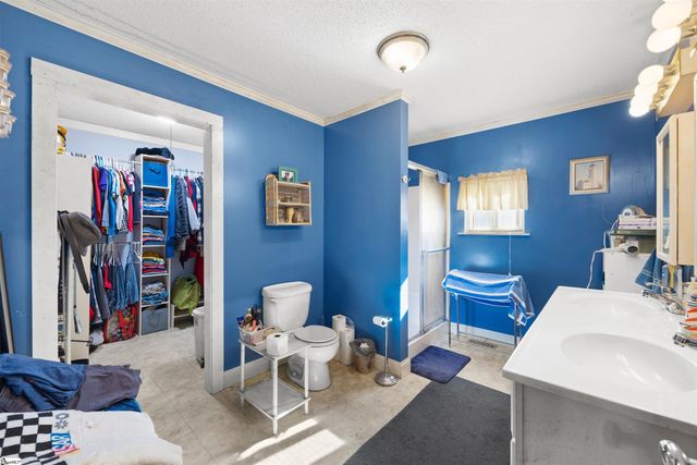 6 Berkley Avenue, Greenville, SC 29609