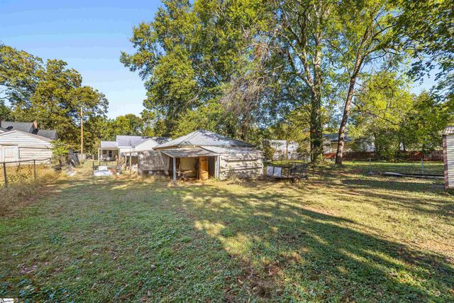 6 Berkley Avenue, Greenville, SC 29609