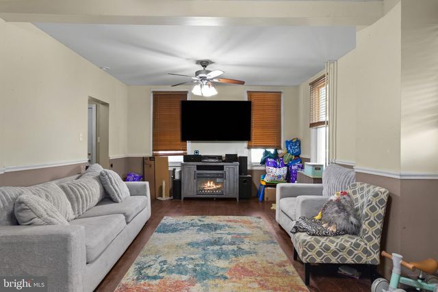 702 W MAIN STREET, Waynesboro, PA 17268