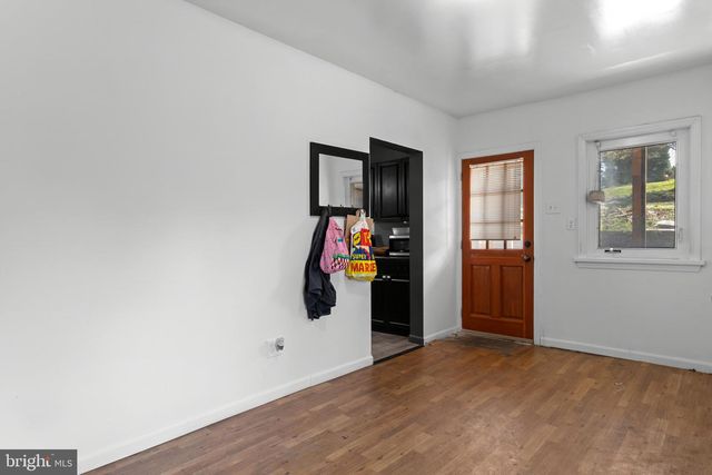 702 W MAIN STREET, Waynesboro, PA 17268