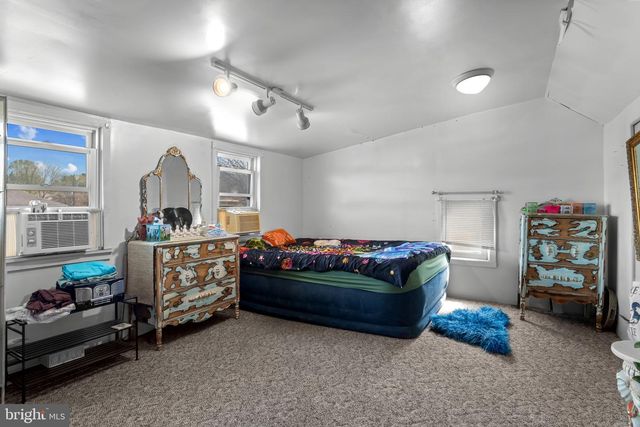 702 W MAIN STREET, Waynesboro, PA 17268