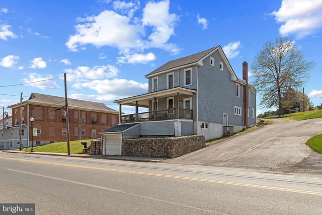 702 W MAIN STREET, Waynesboro, PA 17268