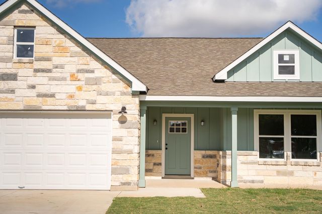 329 String Prairie WAY, Smithville, TX 78957