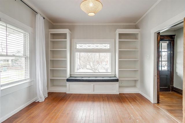 1405 S Henderson Street, Fort Worth, TX 76104