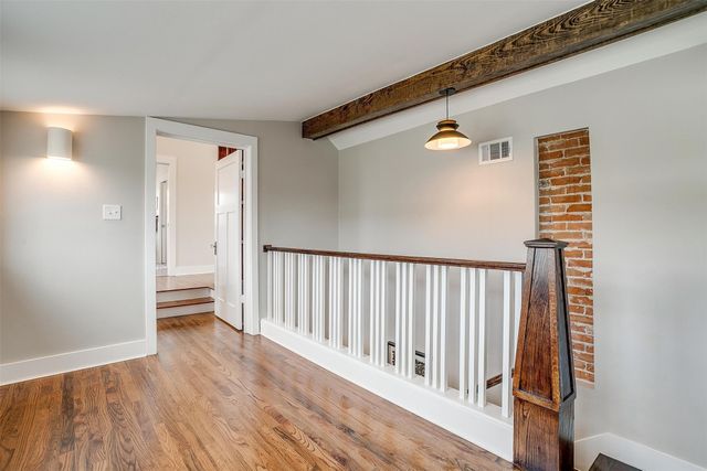 1405 S Henderson Street, Fort Worth, TX 76104