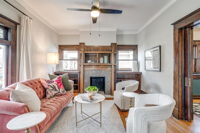 1405 S Henderson Street, Fort Worth, TX 76104