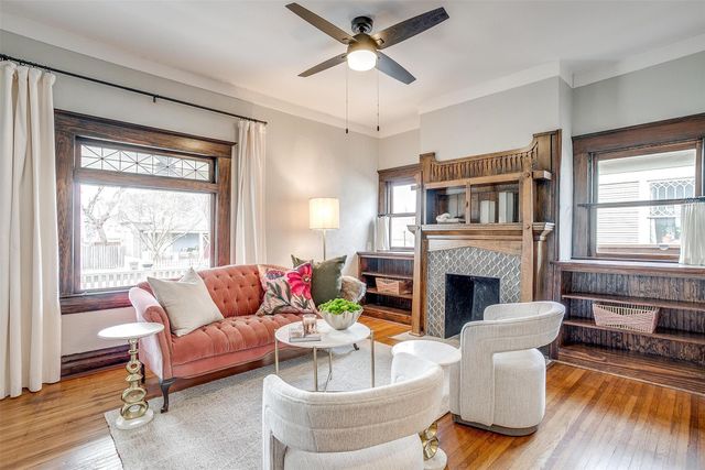 1405 S Henderson Street, Fort Worth, TX 76104
