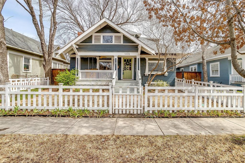 1405 S Henderson Street, Fort Worth, TX 76104