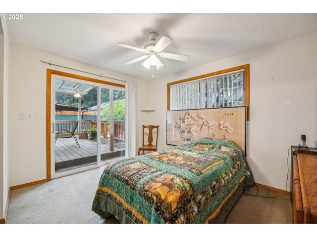 825 Ne 194TH Ave, Portland, OR 97230