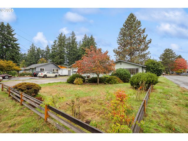 825 Ne 194TH Ave, Portland, OR 97230