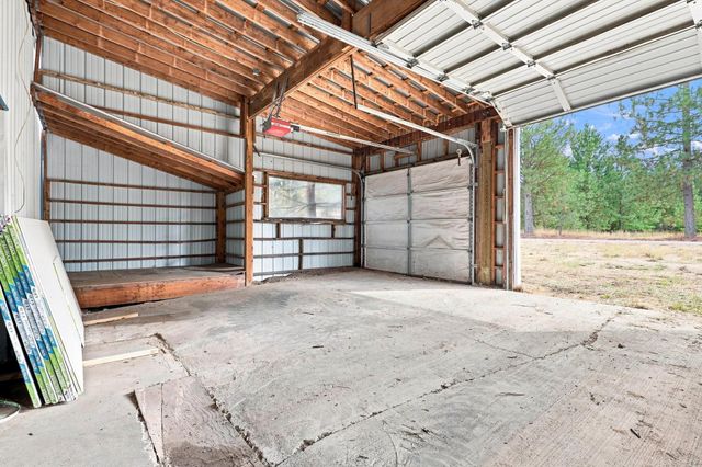 1612 W Mason Rd, Deer Park, WA 99006