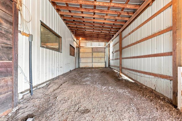 1612 W Mason Rd, Deer Park, WA 99006