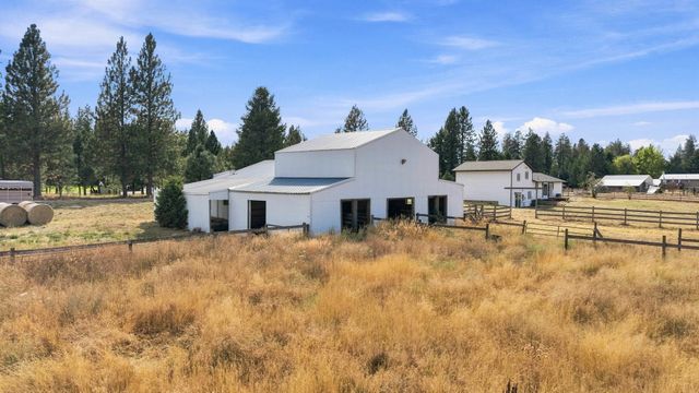 1612 W Mason Rd, Deer Park, WA 99006