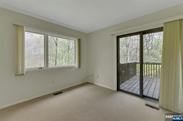 257 Mountain View Drive, Mahwah, NJ 07430