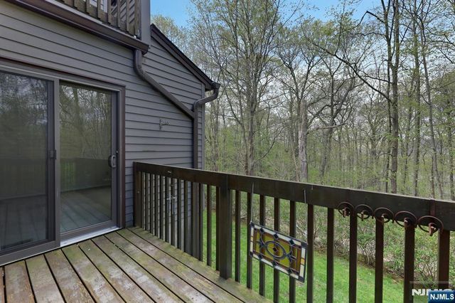 257 Mountain View Drive, Mahwah, NJ 07430