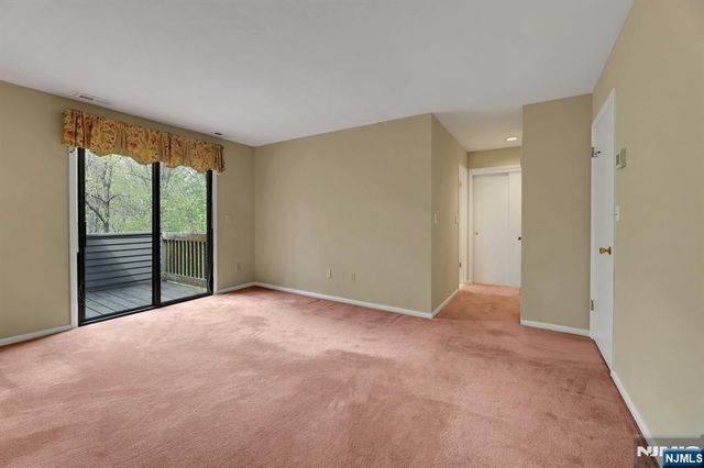 257 Mountain View Drive, Mahwah, NJ 07430