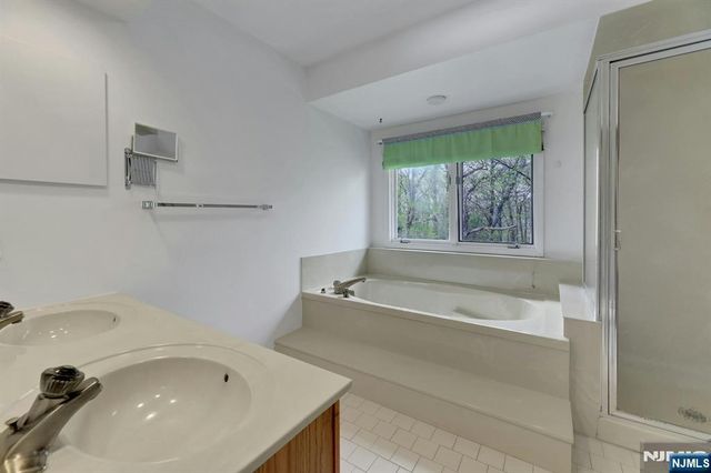257 Mountain View Drive, Mahwah, NJ 07430